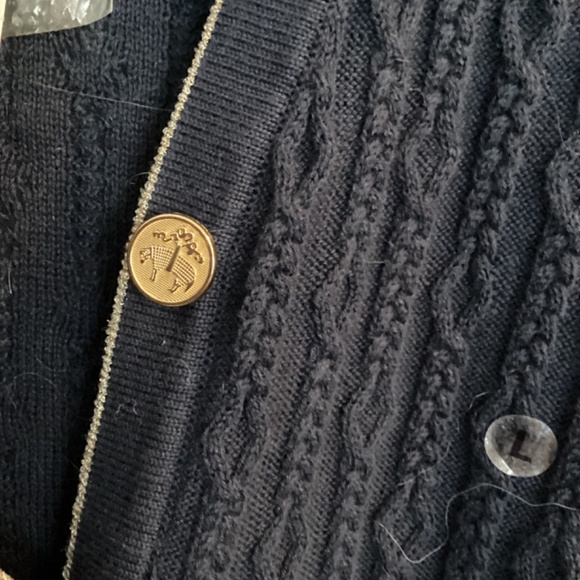 New woman’s Brooks Brother’s Cardigan large - Picture 3 of 3